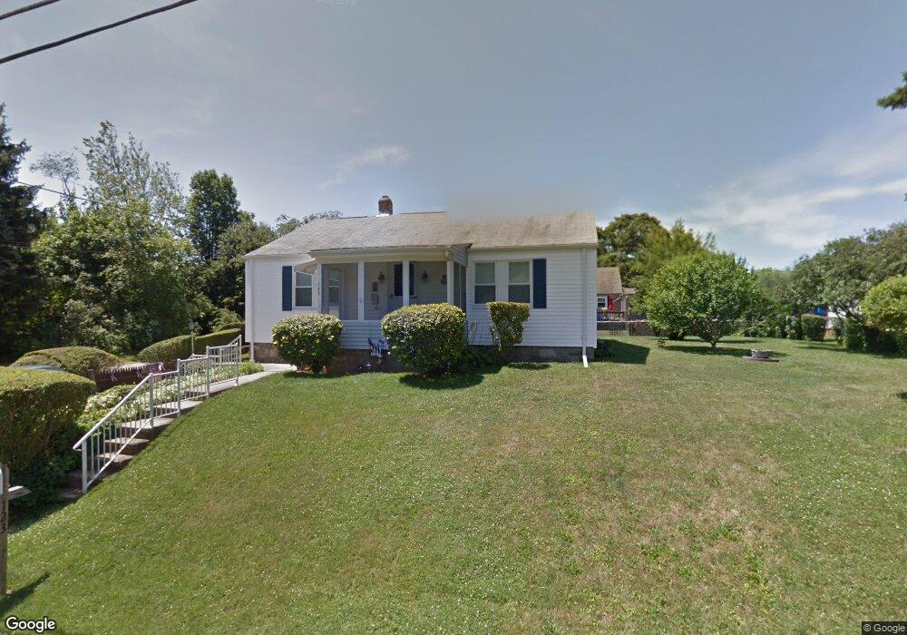 123 Bellevue Ave, North Smithfield, RI 02896 - photo 1