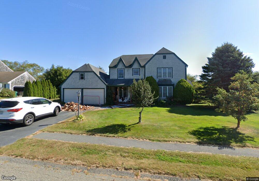 206 Meadow Ln, Middletown, RI 02842 - photo 1
