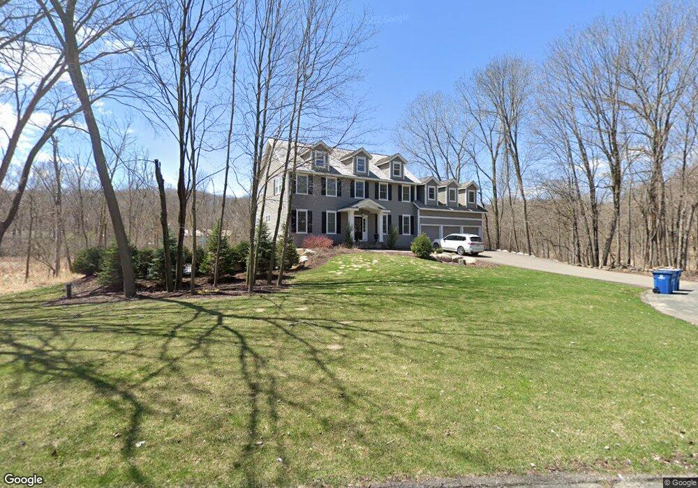 18761 Heathcote Dr, Wayzata, MN 55391 - photo 1