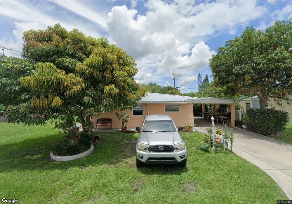 210 Stanley Ave, Frostproof, FL 33843 - photo 1