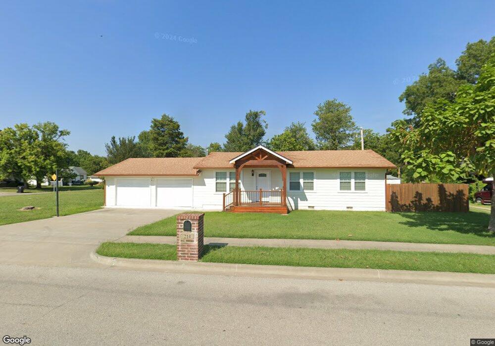 214 N Cedar Ave, Broken Arrow, OK 74012 - photo 1