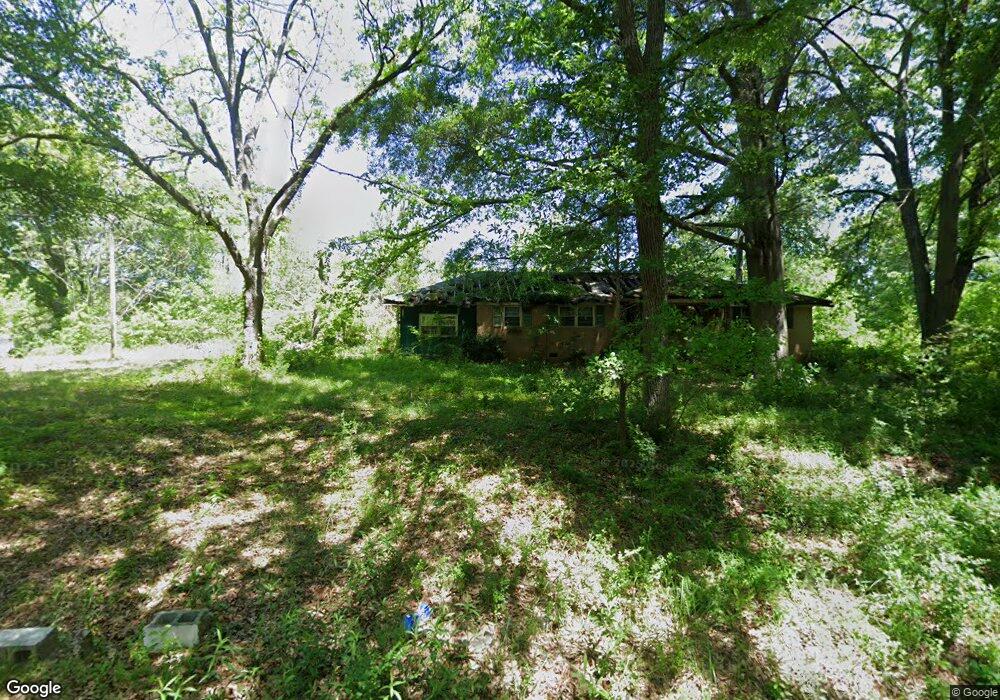 142 Jackson St, Bowman, GA 30624 - photo 1