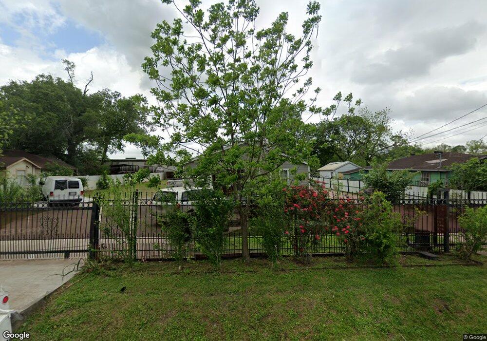 7602 Chase St, Houston, TX 77093 - photo 1