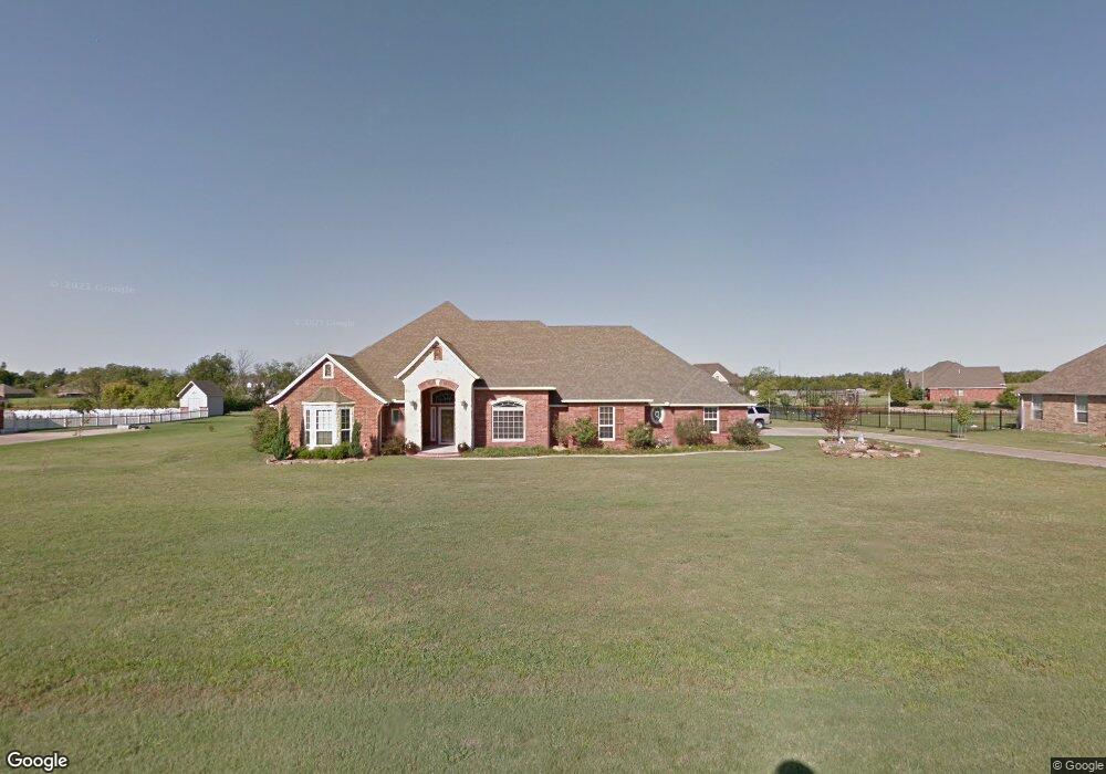 116 Lake Shore Dr, Shawnee, OK 74804 - photo 1