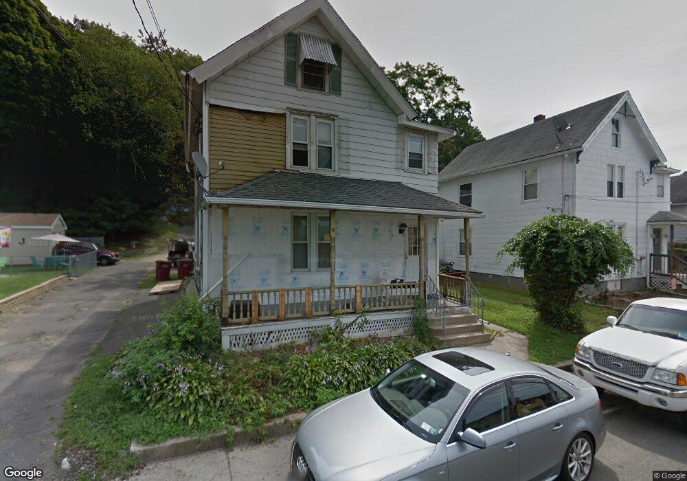 15 Bradley St unit 2nd floor, Naugatuck, CT 06770 - photo 1