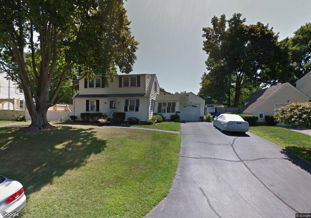 10 Roxbury Rd, Norwalk, CT 06855 - photo 1