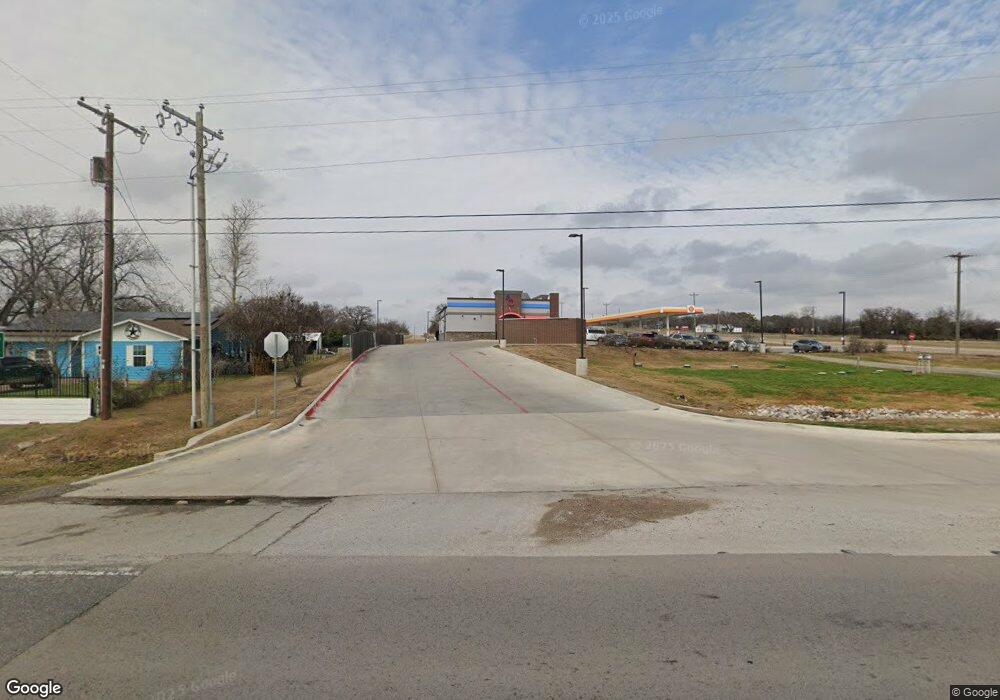 2082 Mineral Wells Hwy, Weatherford, TX 76088 - photo 1