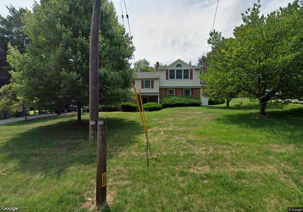 712 Edward Ln, West Chester, PA 19382 - photo 1