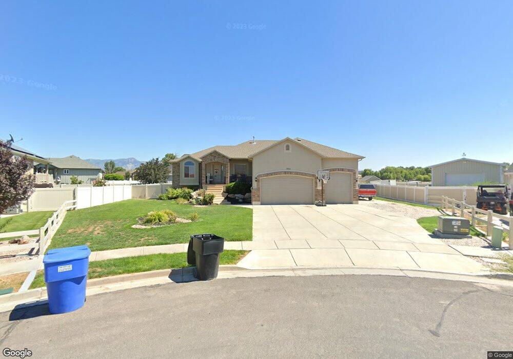 1998 N 4825 W unit 39, Ogden, UT 84404 - photo 1