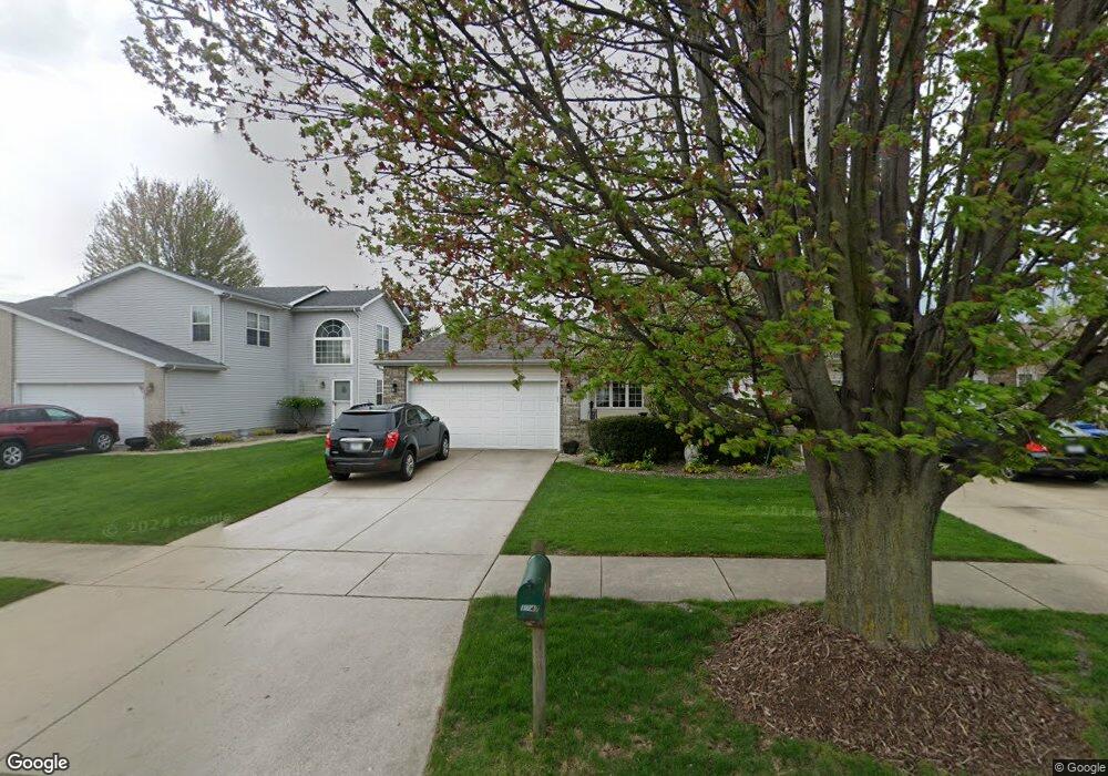 1747 Aspen Dr, Crown Point, IN 46307 - photo 1