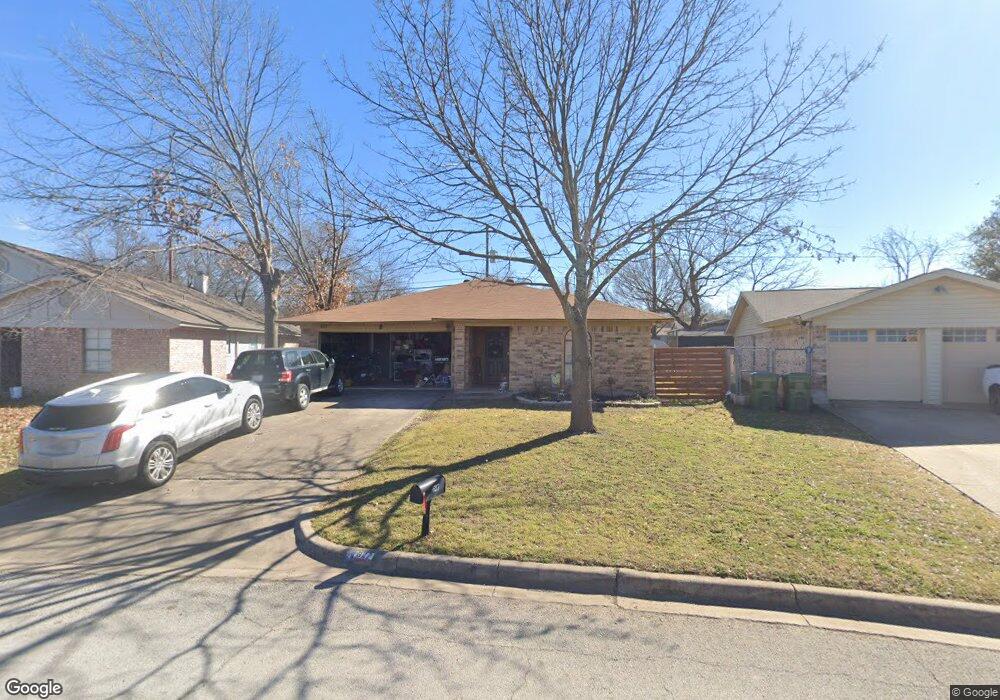 627 Allencrest Dr, Fort Worth, TX 76108 - photo 1