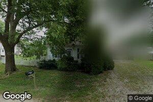 208 N Maple St, Chestnut, IL 62518