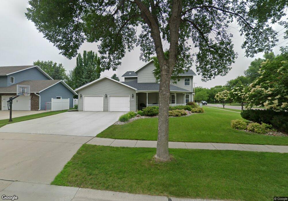 3120 Par St N, Fargo, ND 58102 - photo 1