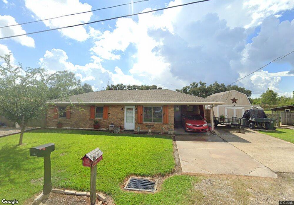 221 Kenneth St, Houma, LA 70360 - photo 1