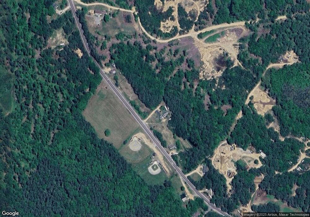 304 S Barnstead Rd, Center Barnstead, NH 03225 - photo 1