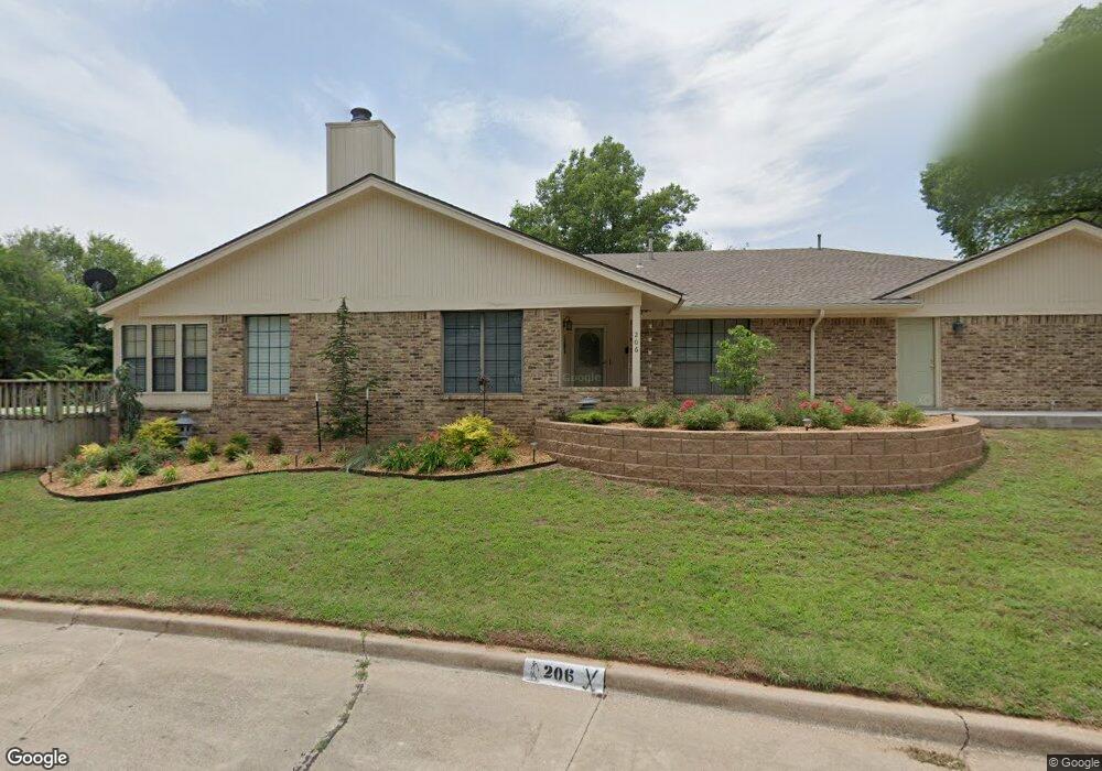 958 Millrun Ct, Duncan, OK 73533 - photo 1