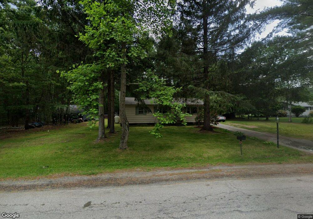 107 Chase Rd, Londonderry, NH 03053 - photo 1