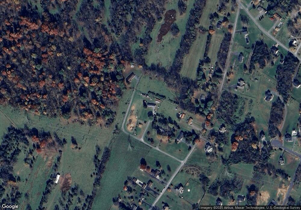 96 Lineweaver Ln, Martinsburg, WV 25404 - photo 1