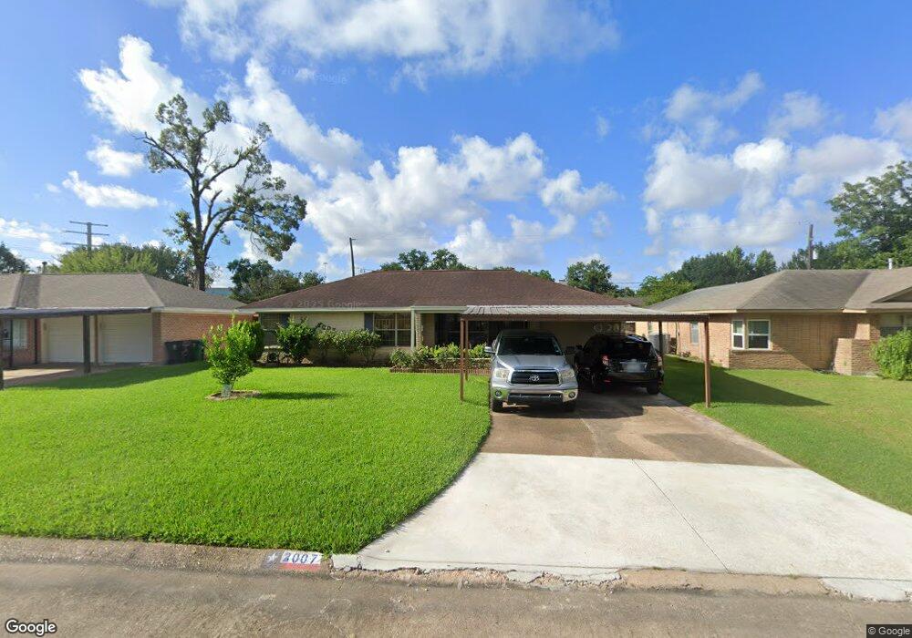 2007 Stonecrest Dr, Houston, TX 77018 - photo 1