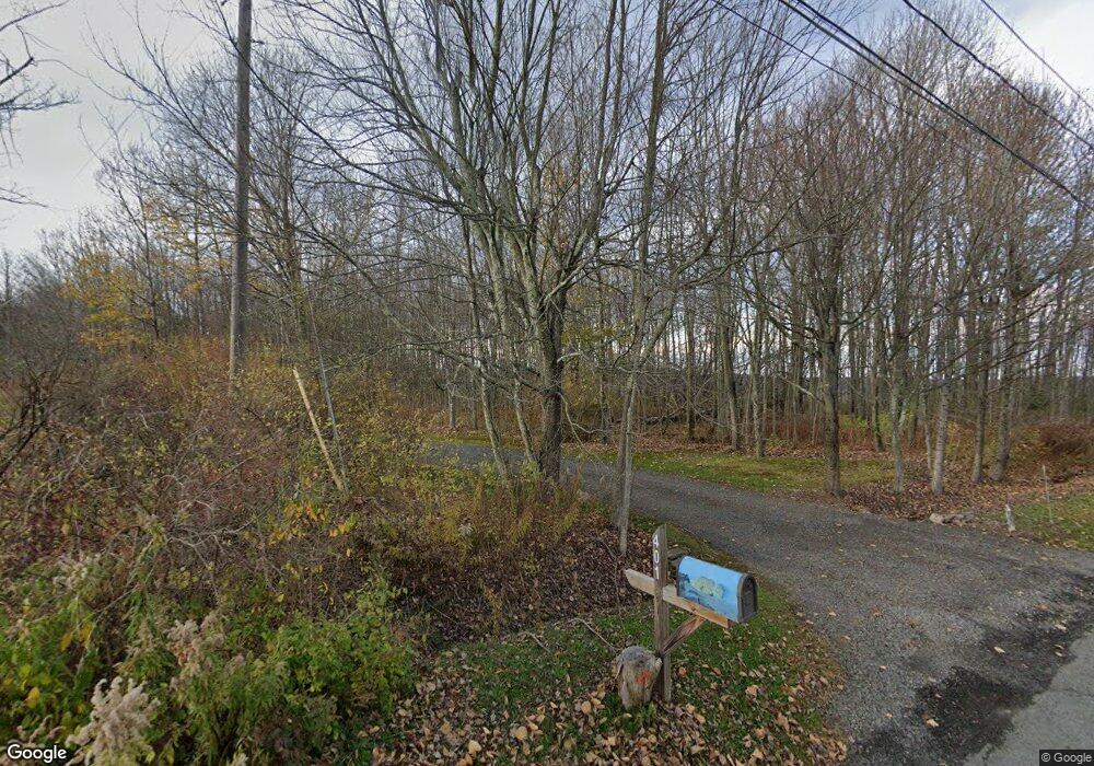 401 Marshbrook Rd, Factoryville, PA 18419 - photo 1