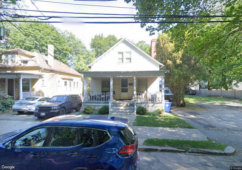 129 Rowe St, Auburndale, MA 02466 - photo 1