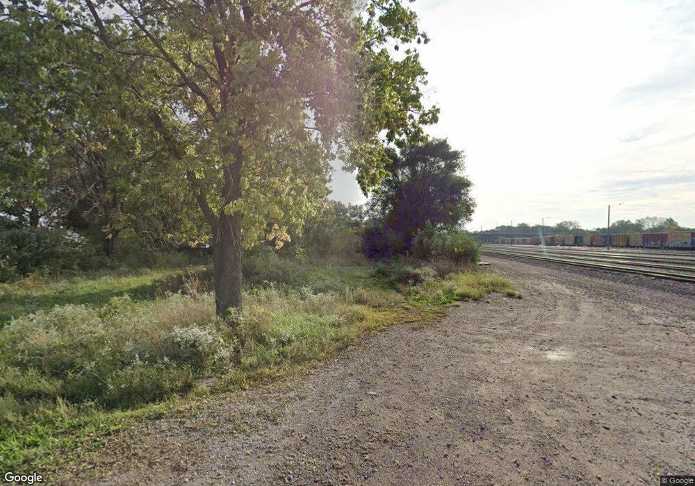 109 E 28th Ct, Des Moines, IA 50317 - photo 1