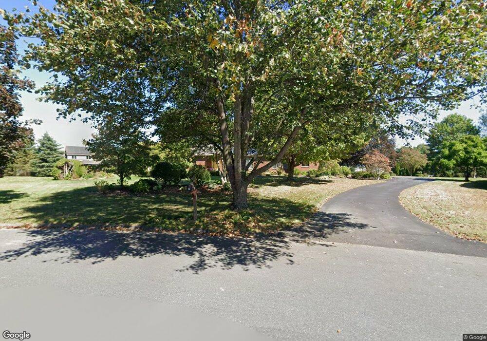 289 Jeffrey Ln, West Springfield, MA 01089 - photo 1