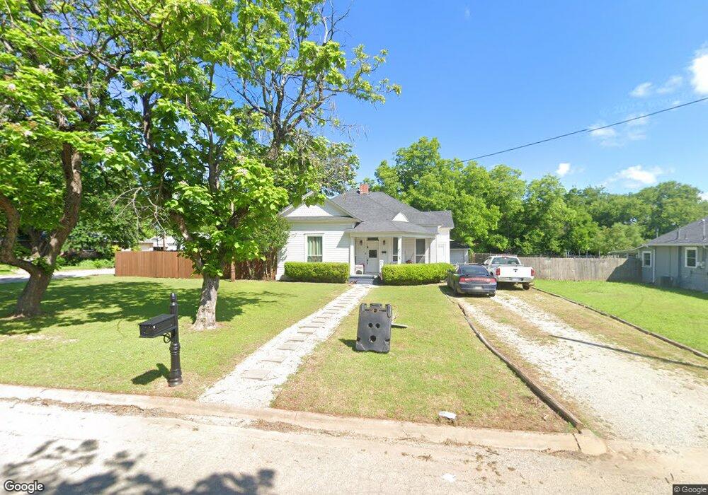 618 W Heard St, Cleburne, TX 76033 - photo 1