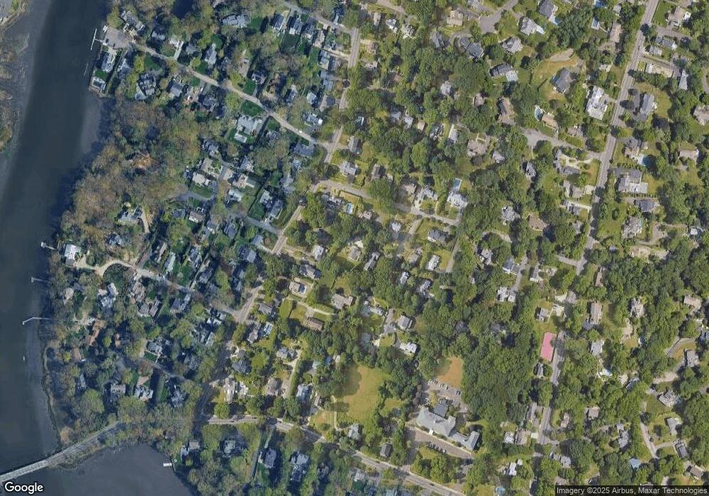 2 Horseshoe Ln, Westport, CT 06880 - photo 1