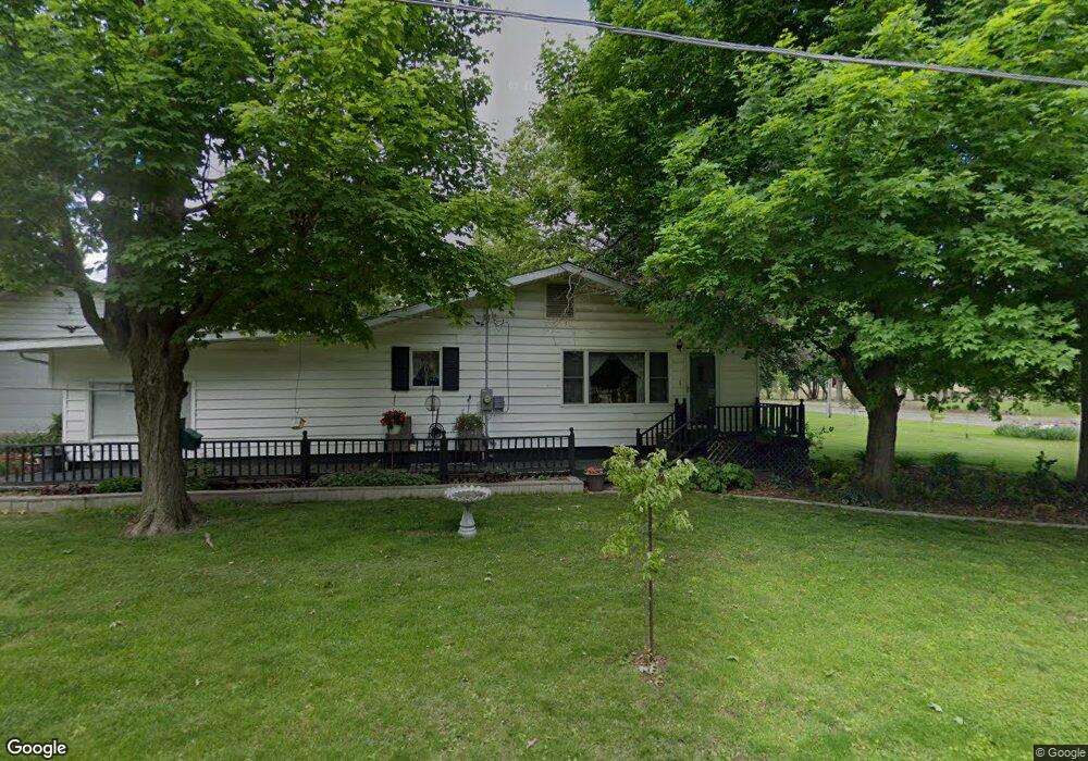 733 N Logan St, Mattoon, IL 61938 - photo 1