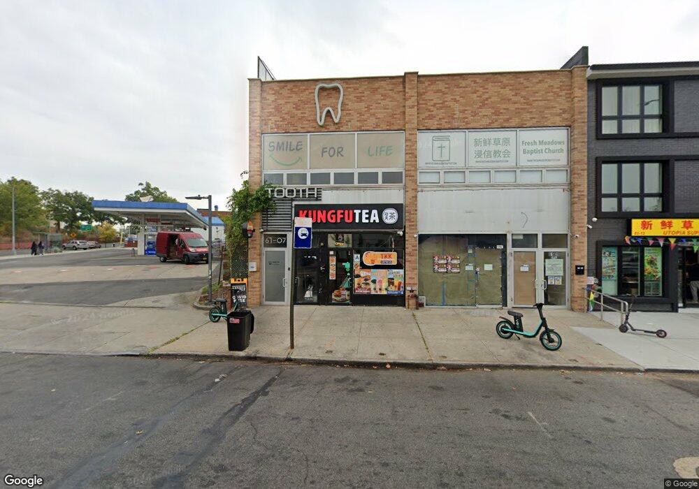 61-07 Utopia Pkwy unit Building, Fresh Meadows, NY 11365 - photo 1