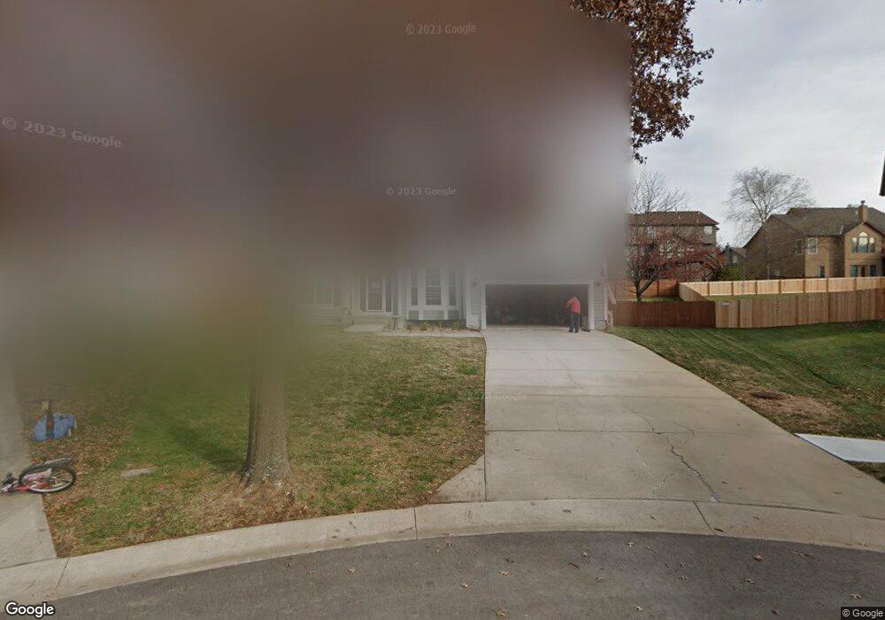 5007 Mccoy St, Shawnee, KS 66226 - photo 1