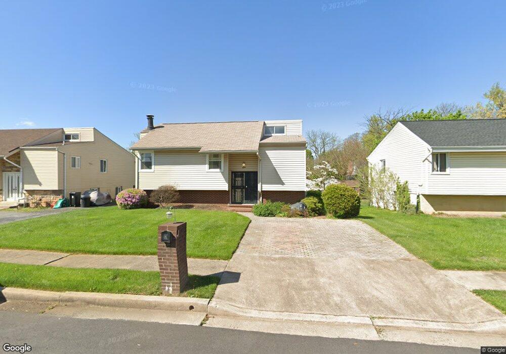 6 Charleswood Ct, Gwynn Oak, MD 21207 - photo 1