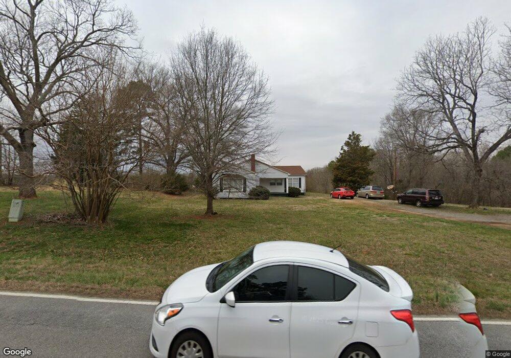 1048 Old Boiling Springs Rd, Shelby, NC 28152 - photo 1