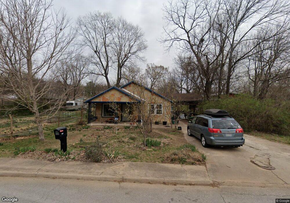 531 S Washington Ave, Fayetteville, AR 72701 - photo 1