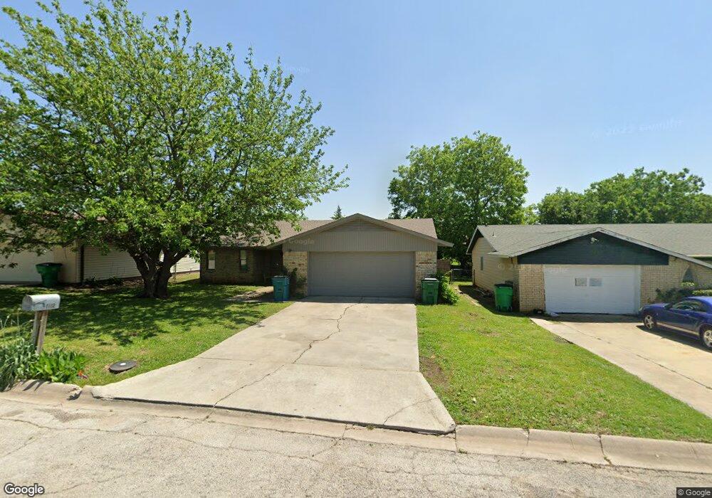 1812 Arkansas St, Gainesville, TX 76240 - photo 1