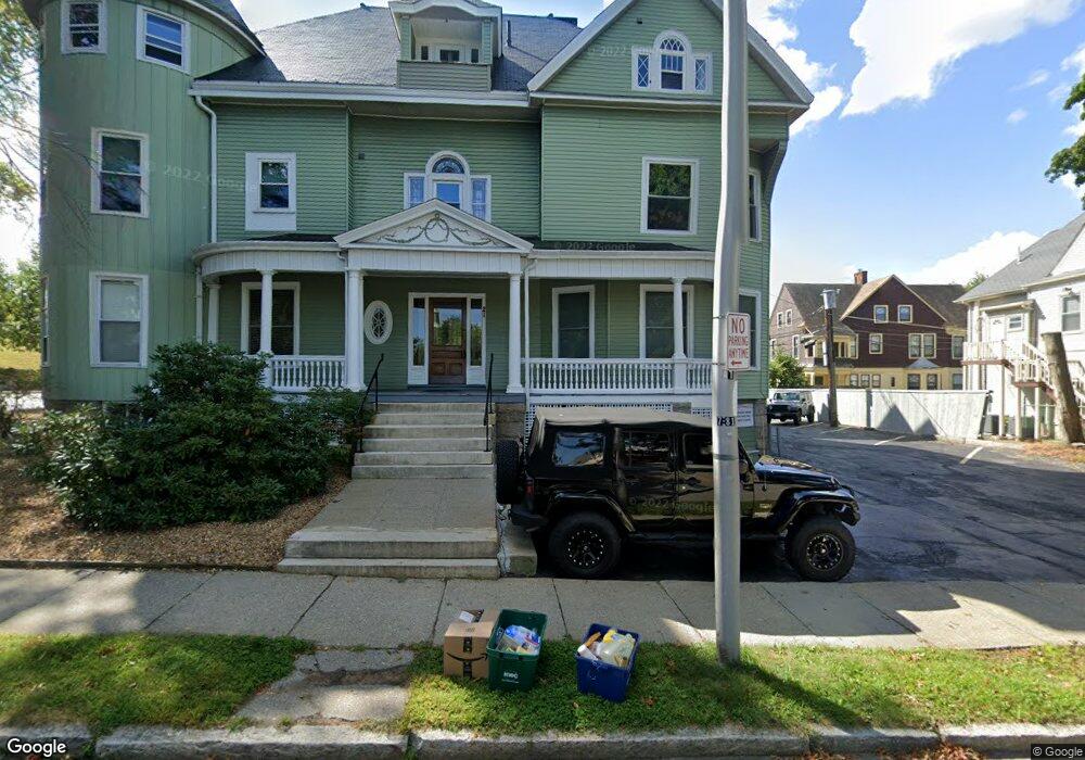 21 Institute Rd unit 4, Worcester, MA 01609 - photo 1