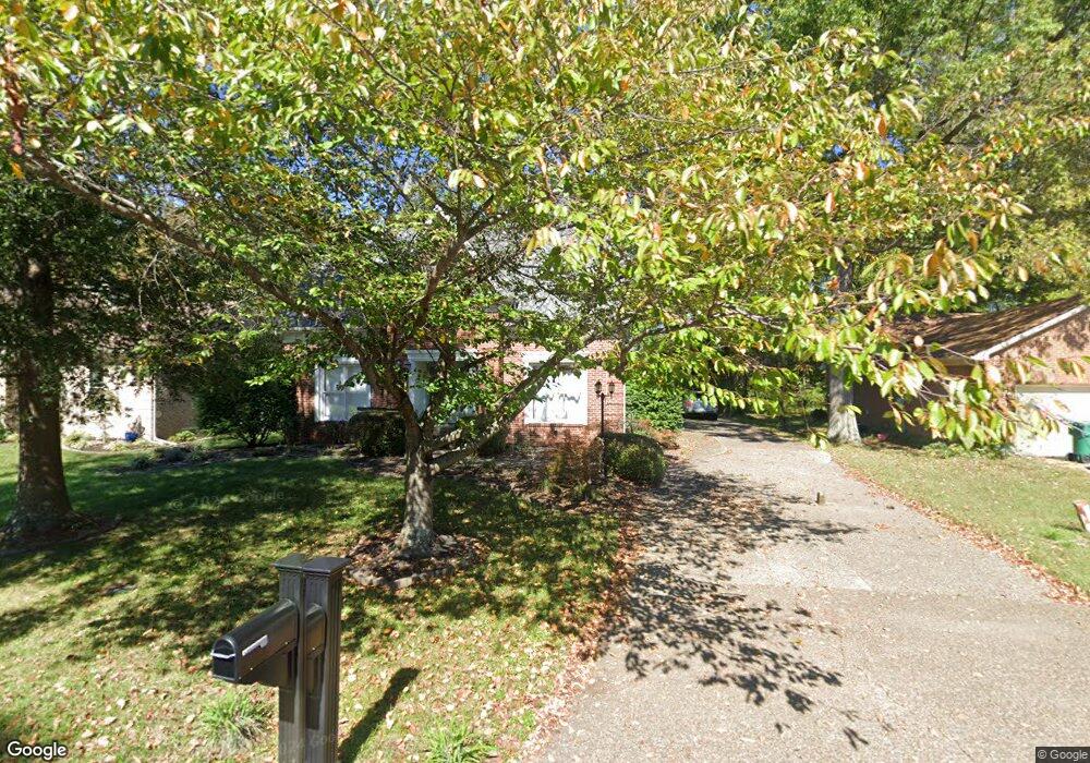 7515 Newton Dr, Louisville, KY 40228 - photo 1