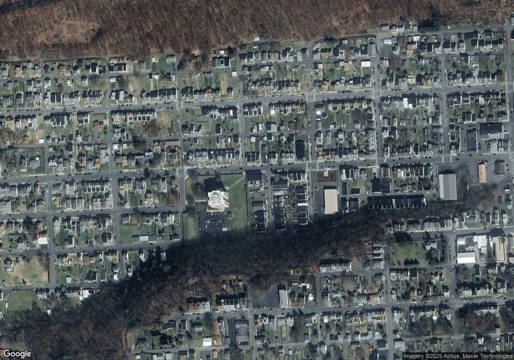 1250 W Arch St, Coal Township, PA 17866 - photo 1