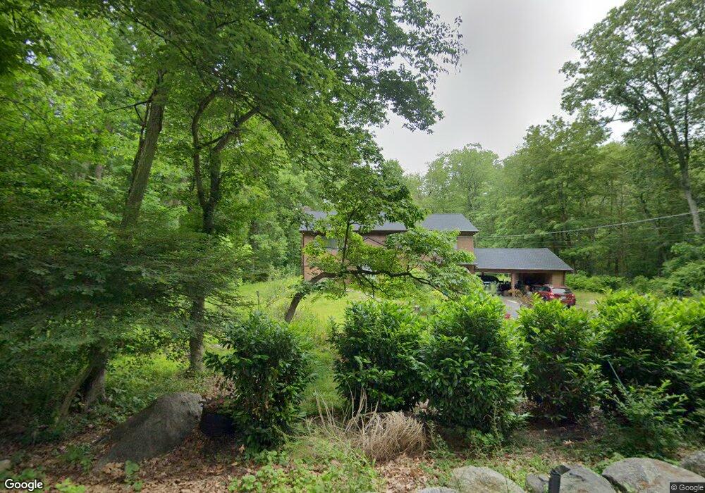 28 White Birch Rd S, Pound Ridge, NY 10576 - photo 1