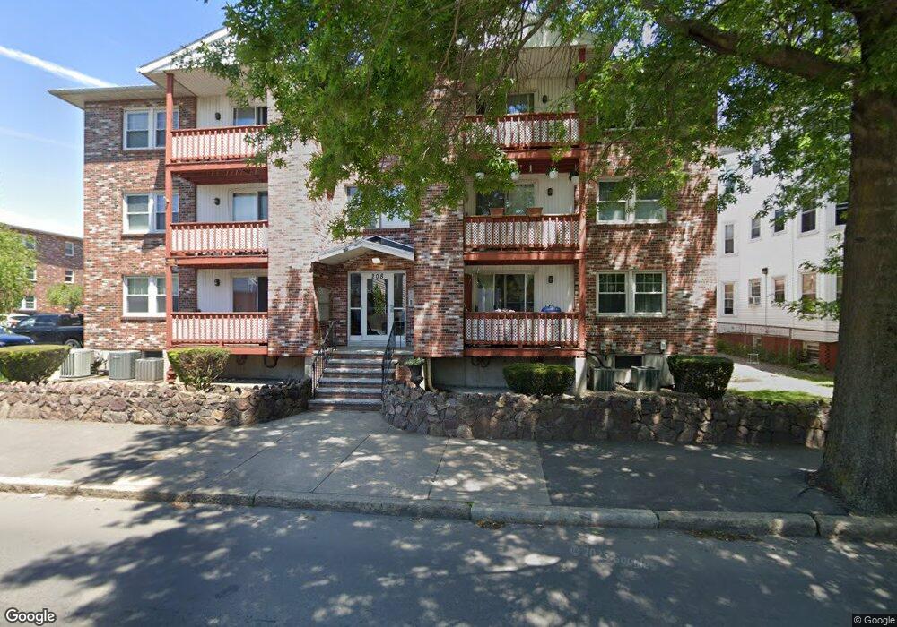 208 Washington St unit 304, Lynn, MA 01902 - photo 1