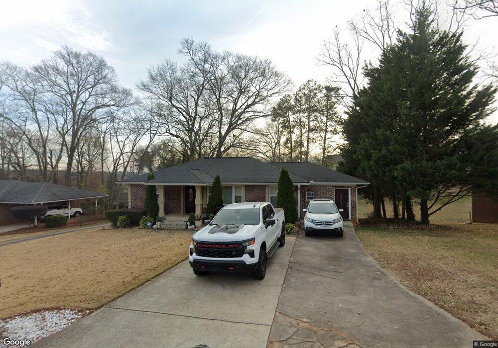 519 Clover Dr, Buford, GA 30518 - photo 1