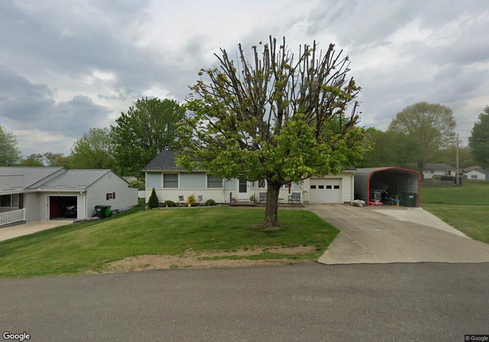 1422 Canoe Ln, Coshocton, OH 43812 - photo 1