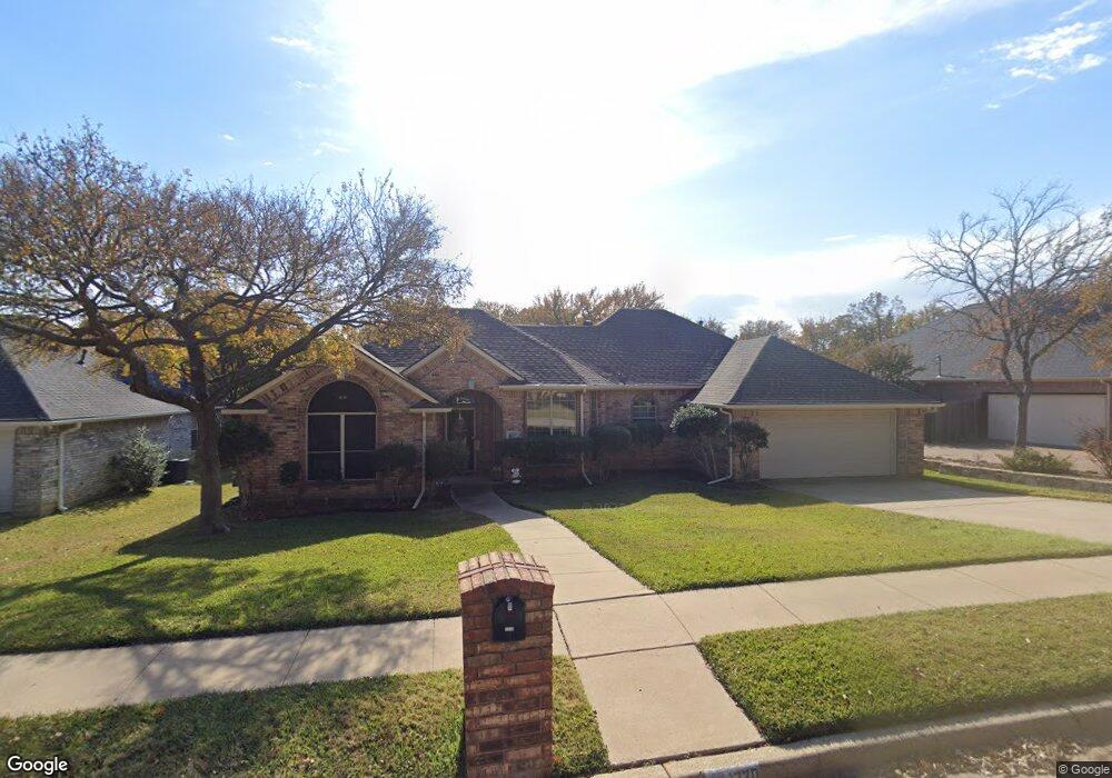 1220 Briar Dr, Bedford, TX 76022 - photo 1