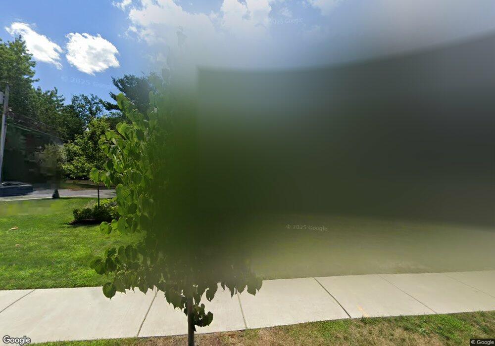 32-34 Winchester Rd unit 34, Newton, MA 02458 - photo 1