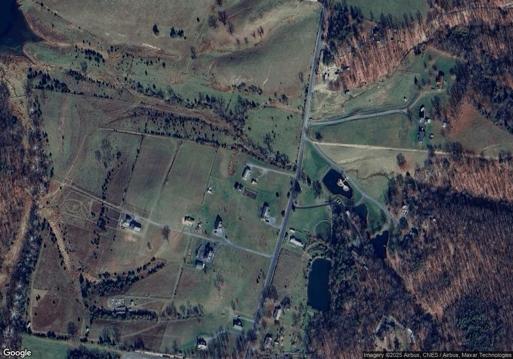 1335 Pumpkin Center Rd, Petersburg, WV 26847 - photo 1