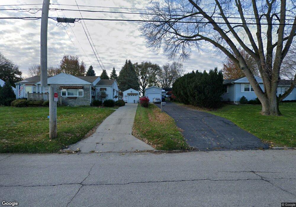 43 Wilson Ave SW, Cedar Rapids, IA 52404 - photo 1