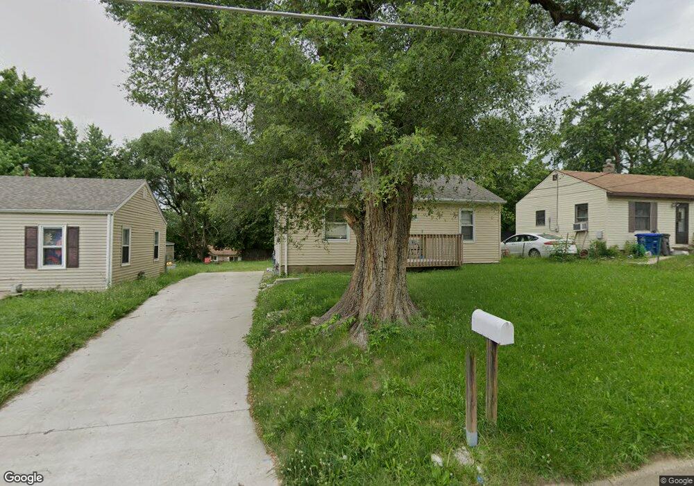 1258 E 37th St, Des Moines, IA 50317 - photo 1