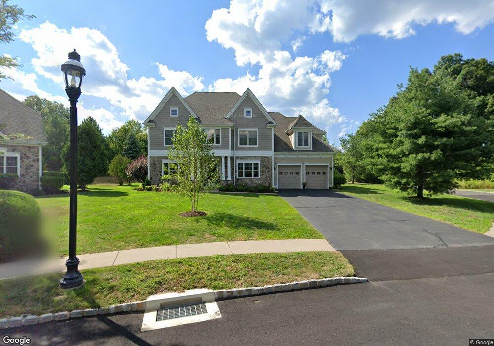 27 Colonial Dr N, Bloomfield, CT 06002 - photo 1