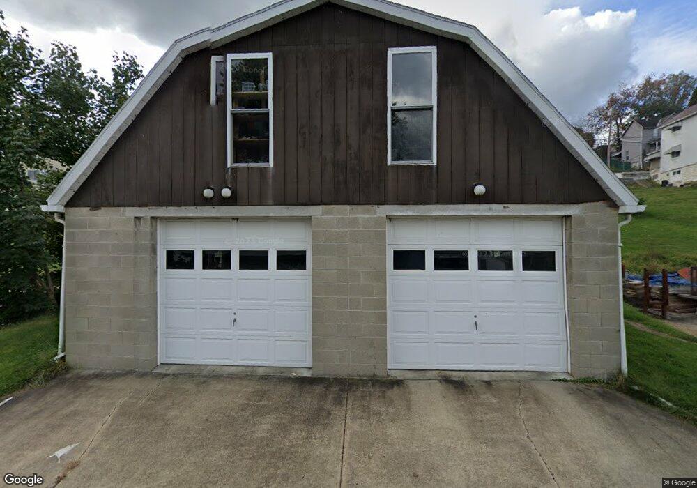 316 Lowell St, Vandergrift, PA 15690 - photo 1